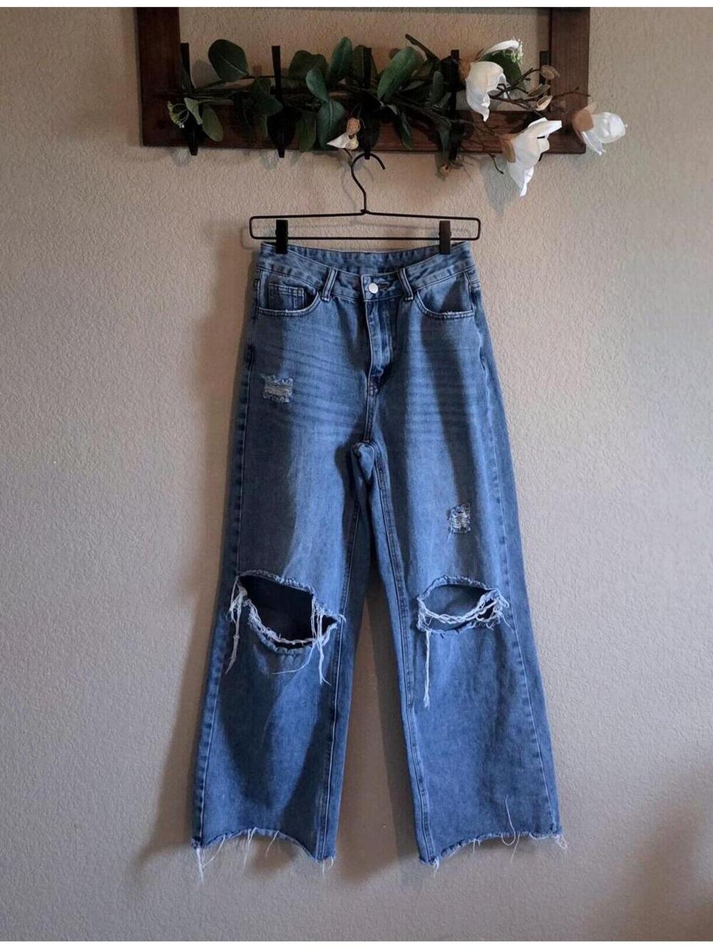 Light Blue Distressed Wide Leg Jeans with Knee Cutouts
